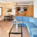 Appartement Lili-2 By Interhome