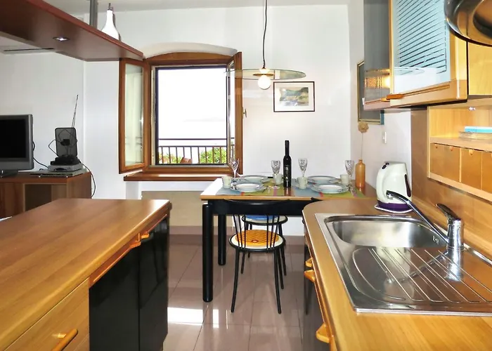 Lili-2 By Interhome Apartament Rabac